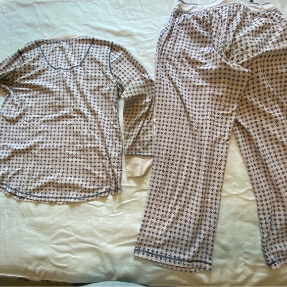 Pajamas Pink and Blue, warm and comfortable - Picture 2 of 2